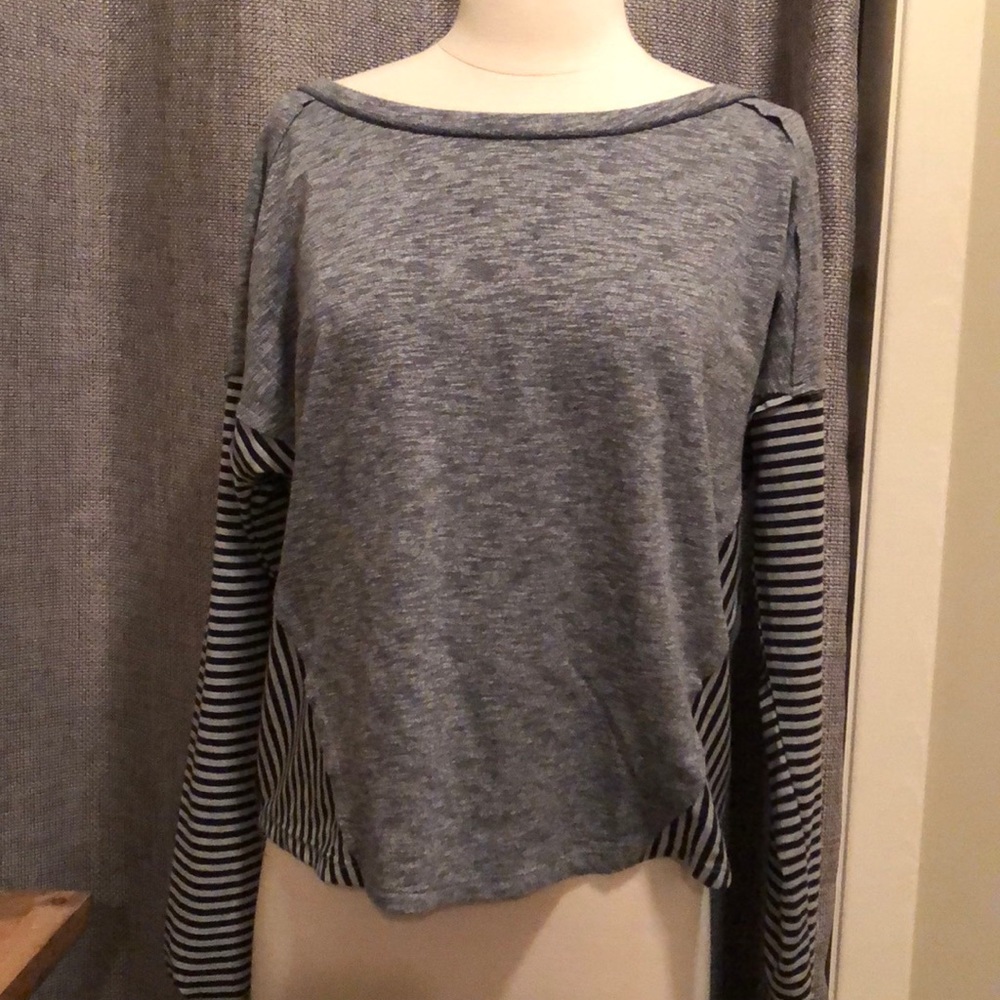 Double zero super cute shirt size L